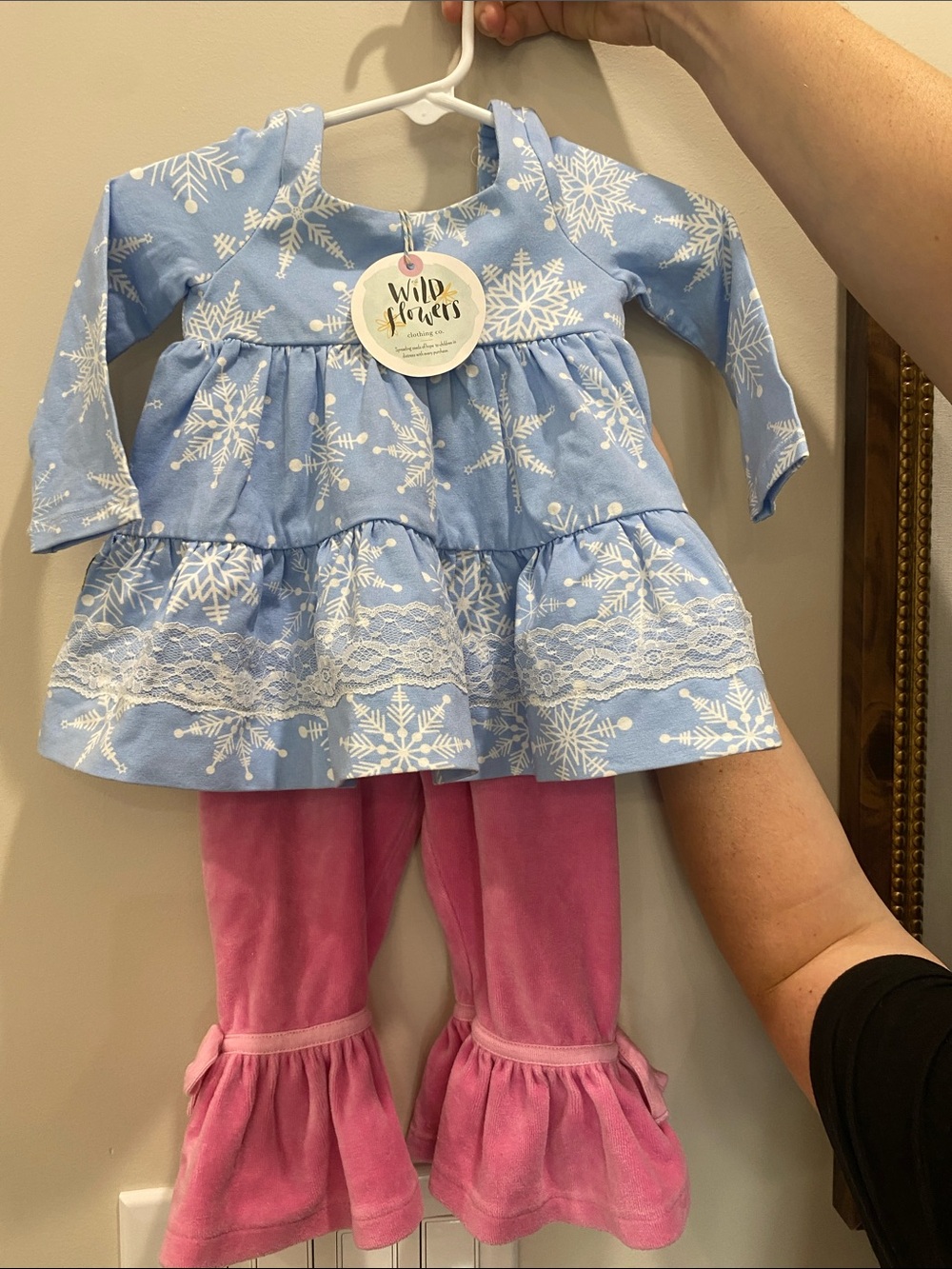 Wildflowers Light Blue Snowflake Tiered Tunic with Pink Ruffle Pants